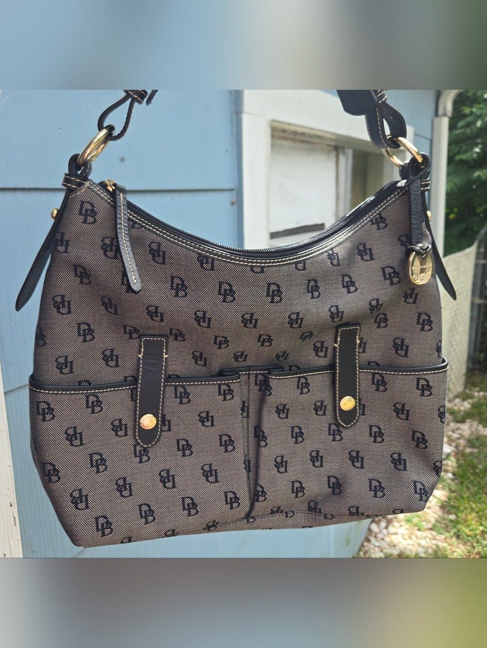 Dooney & Bourke medium Lucy bag